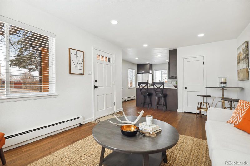 560 S Clay St, Denver, CO 80219