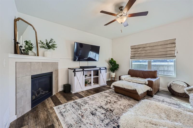 3184 Loot Dr, Colorado Springs, CO 80939