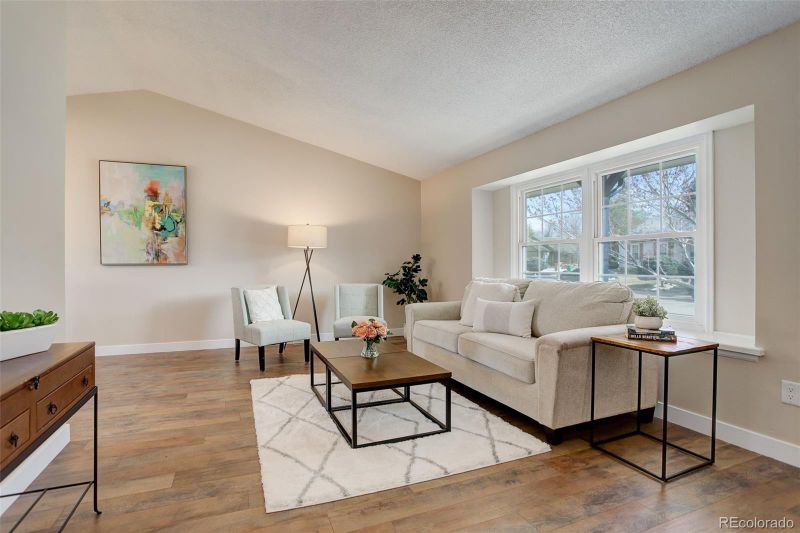 629 E Phillips Dr S, Littleton, CO 80122