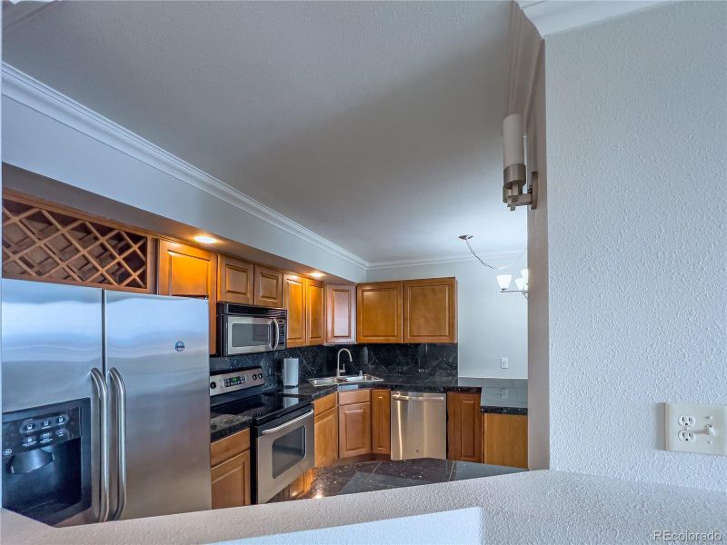 601 W 11th Ave #702, Denver, CO 80204
