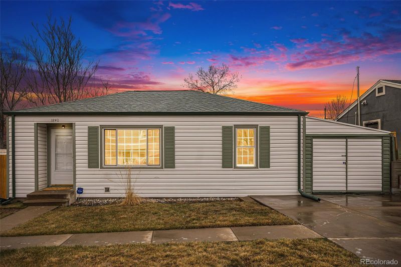 1840 W Beekman Pl, Denver, CO 80221