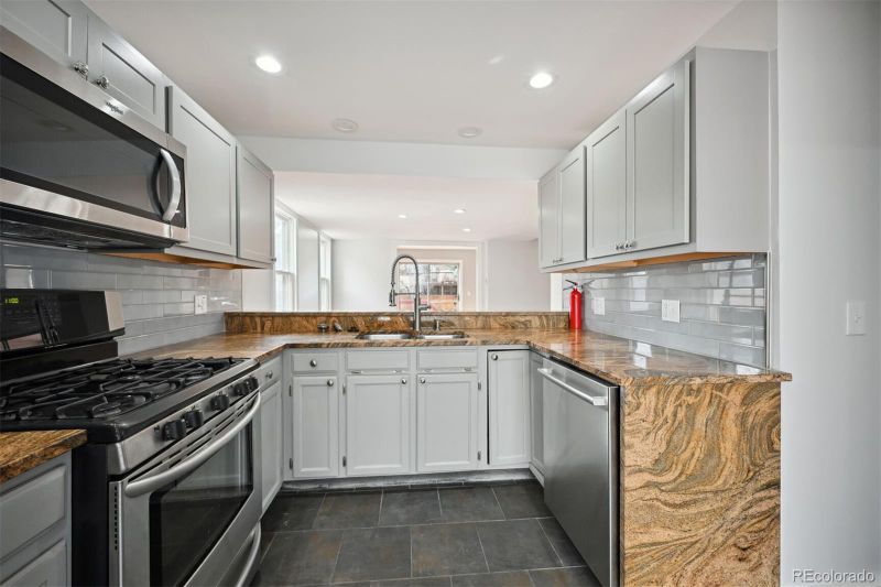 5158 E Weaver Pl, Centennial, CO 80121
