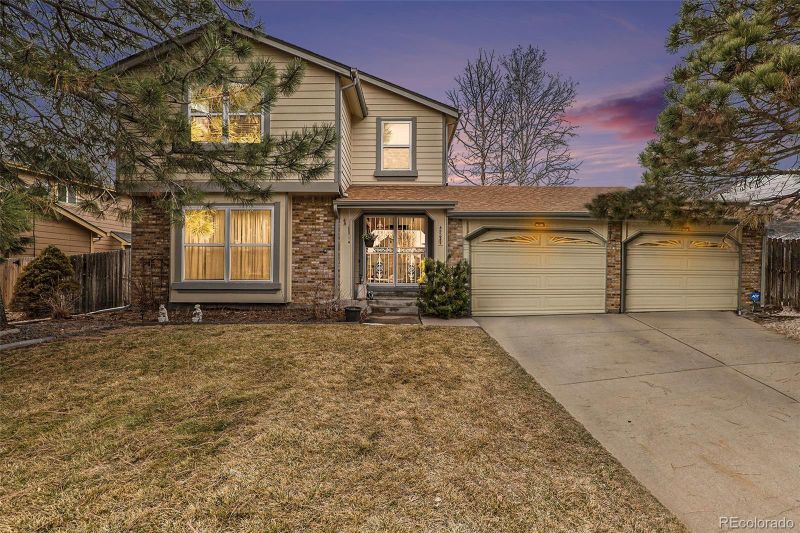 4527 Espana Way, Denver, CO 80249