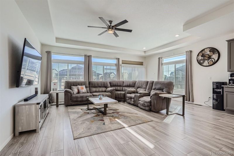 26342 E 2nd Ave, Aurora, CO 80018