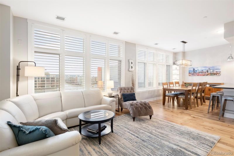 7220 W Bonfils Ln #218, Lakewood, CO 80226