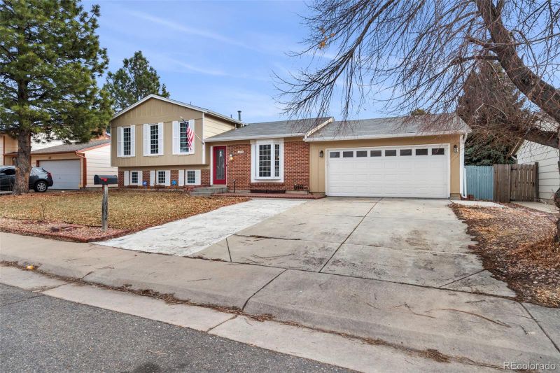 16334 E Carolina Dr, Aurora, CO 80017