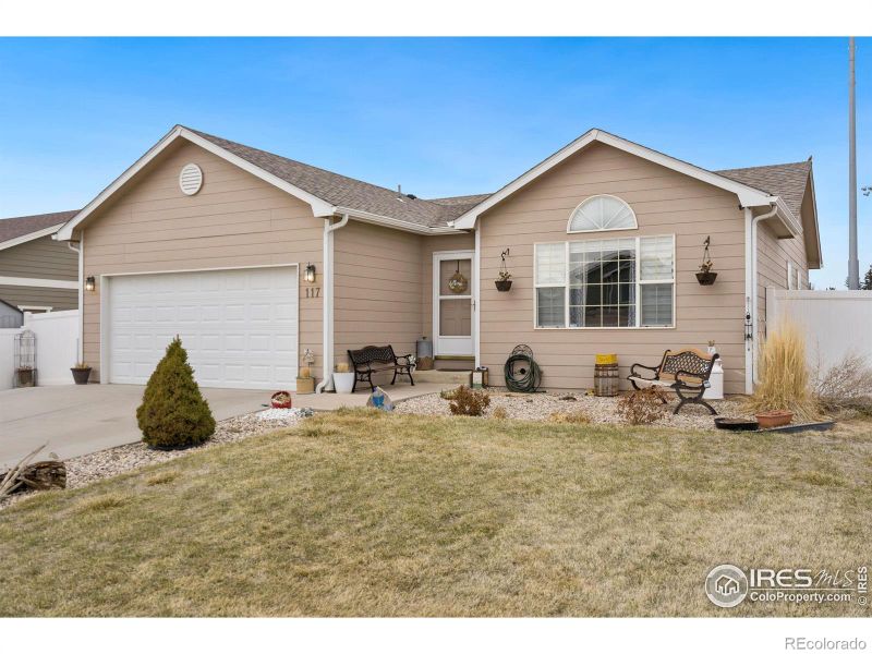 117 Linden Oaks Dr, Ault, CO 80610