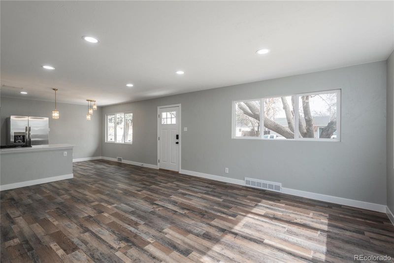 791 Jamaica St, Aurora, CO 80010