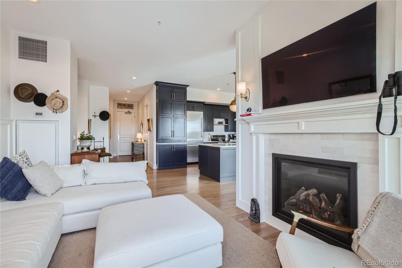 25 N Downing St #1-603, Denver, CO 80218