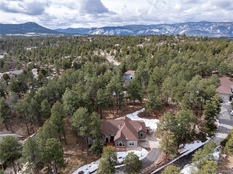 7704 Rollins Dr, Larkspur, CO 80118