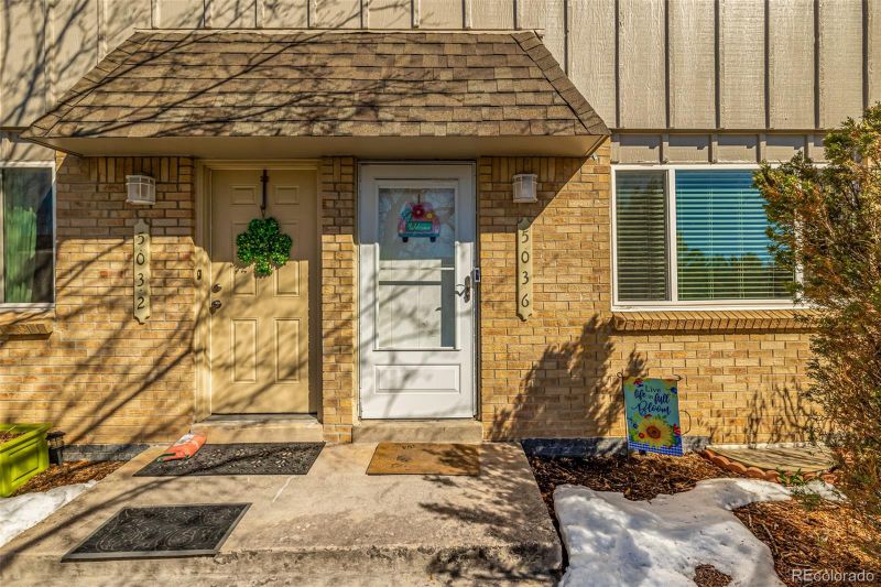 5036 E Hinsdale Pl, Centennial, CO 80122