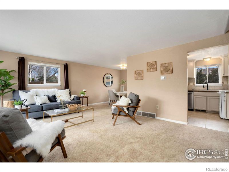 3901 Jefferson Dr, Loveland, CO 80538