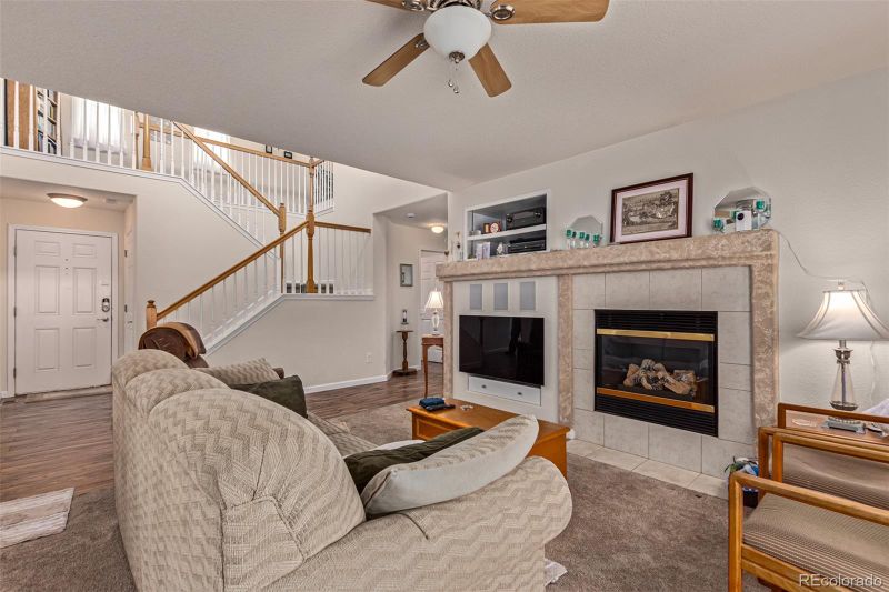 22174 E Irish Dr, Aurora, CO 80016