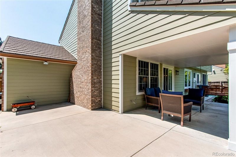 6169 E Caley Dr, Centennial, CO 80111