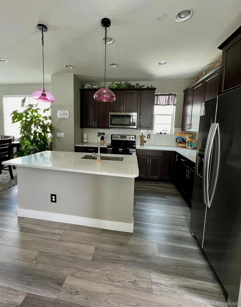 8934 Yates Dr, Westminster, CO 80031