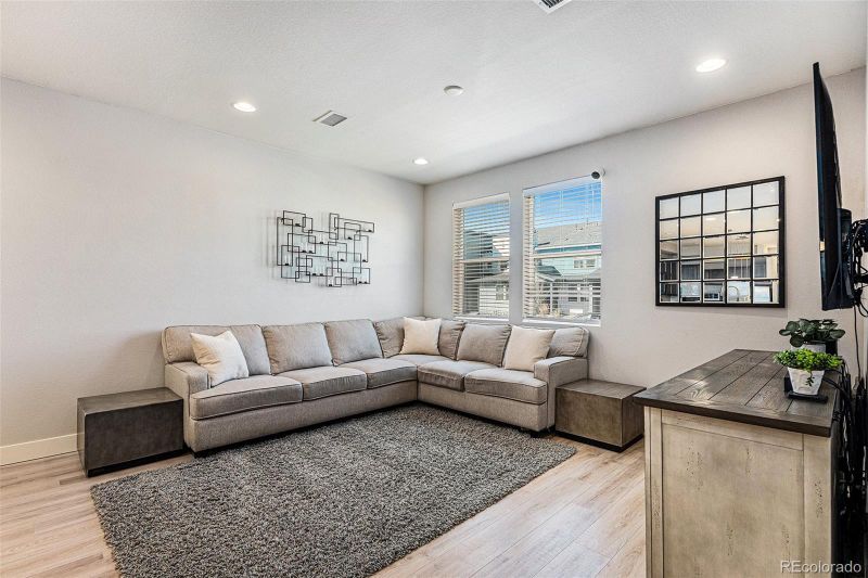 16250 E Warner Pl, Denver, CO 80239