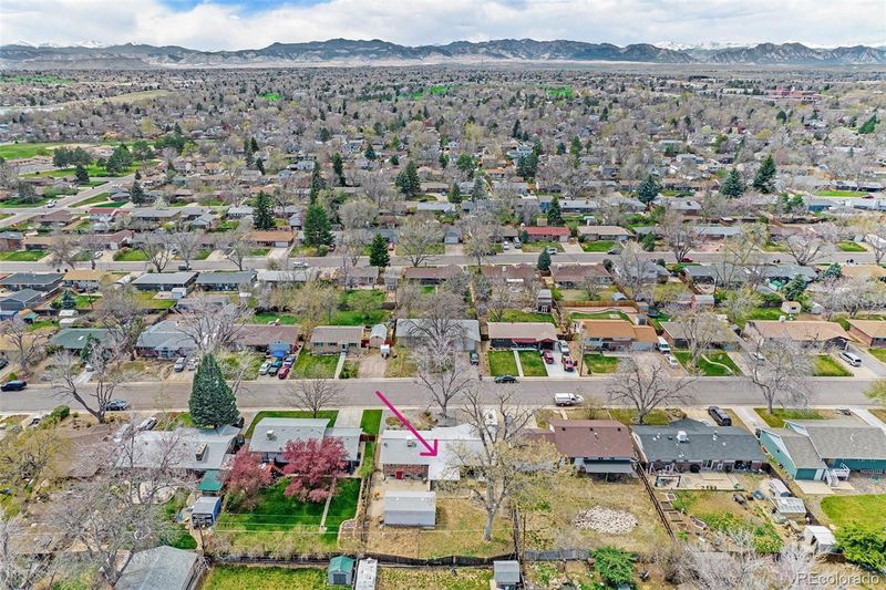8482 Chase St, Arvada, CO 80003