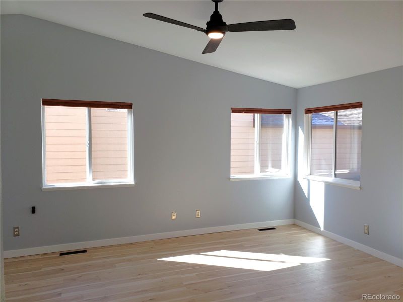154 Donovan Ct, Longmont, CO 80501
