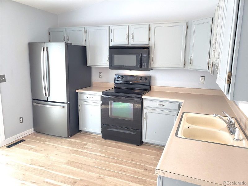 154 Donovan Ct, Longmont, CO 80501