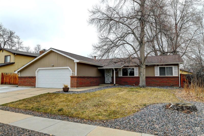 8358 Chase Dr, Arvada, CO 80003