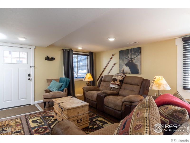 669 Halbach Ln, Estes Park, CO 80517