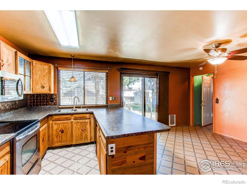 3367 E 117th Pl, Thornton, CO 80233