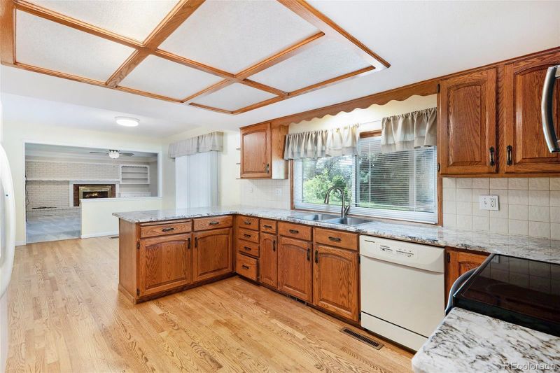 6811 S Lamar St, Littleton, CO 80128