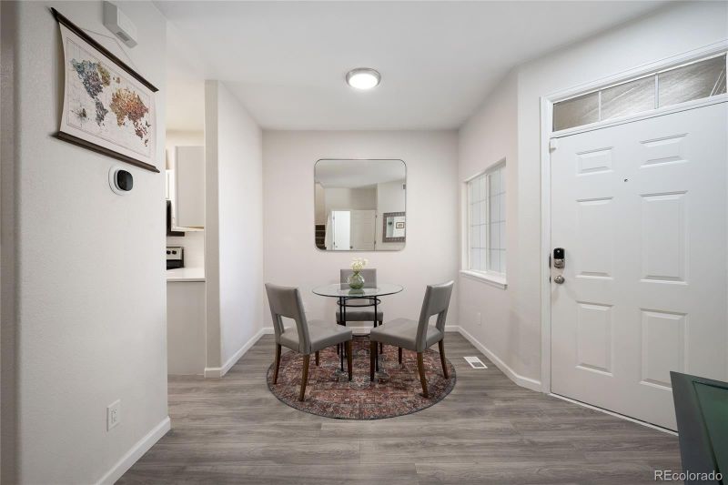 206 N Quari St, Aurora, CO 80011
