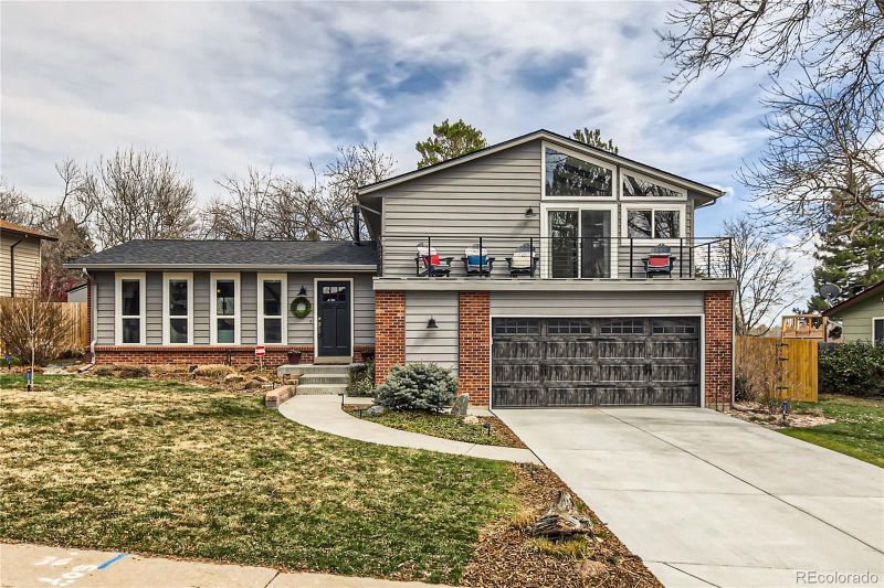 6318 S Chase Ct, Littleton, CO 80123