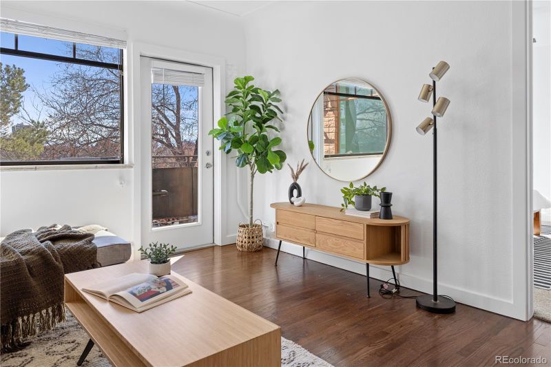 636 N Washington St #305, Denver, CO 80203