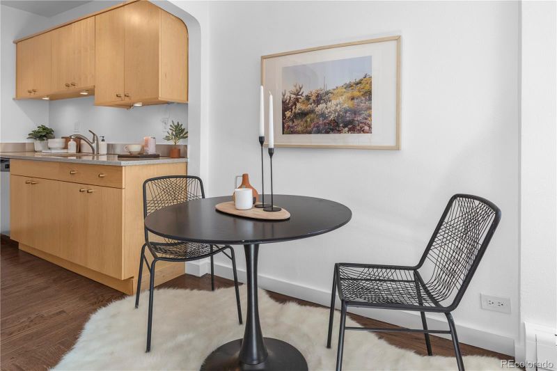 636 N Washington St #305, Denver, CO 80203