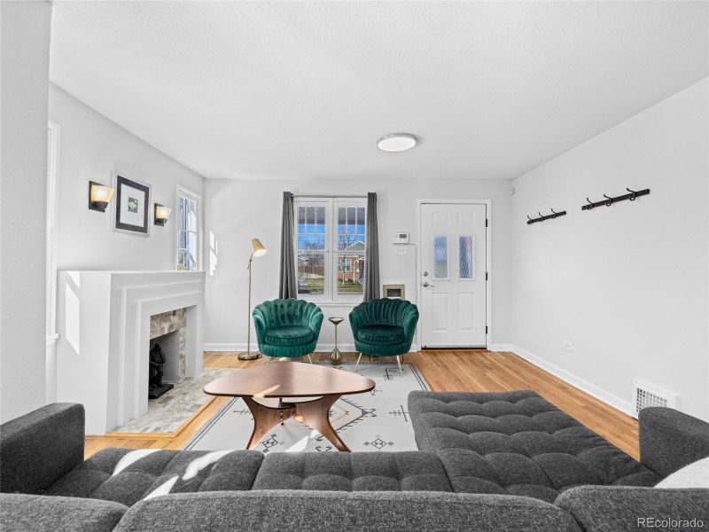 3838 S Lincoln St, Englewood, CO 80113