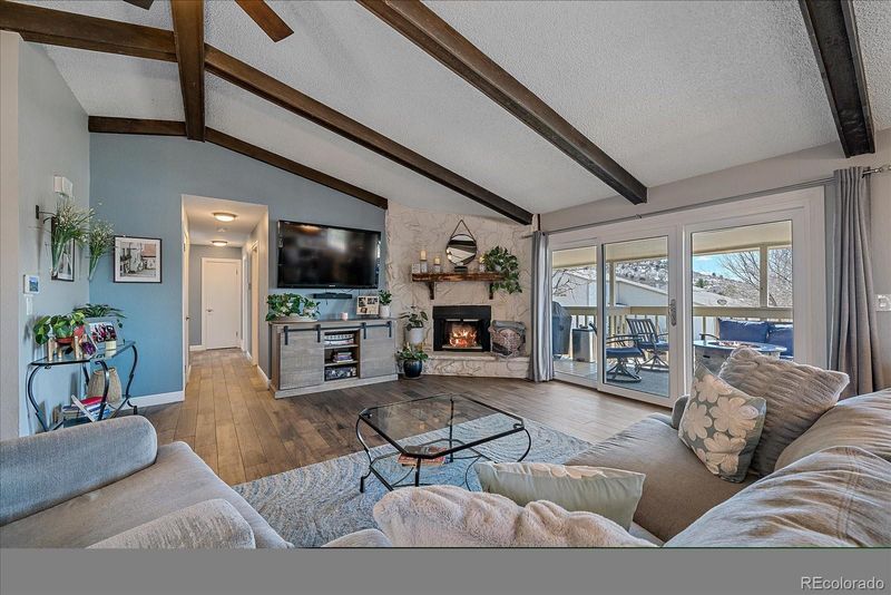 921 Mountain View Dr, Castle Rock, CO 80104