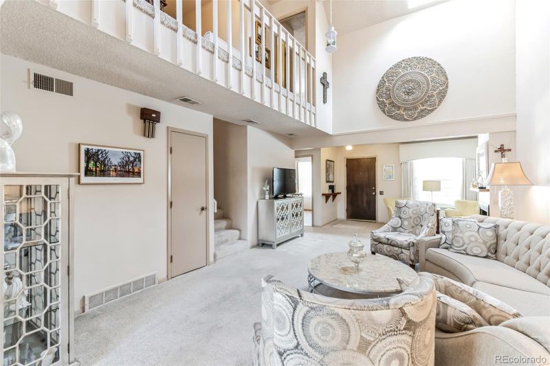 2716 S Victor St, Aurora, CO 80014