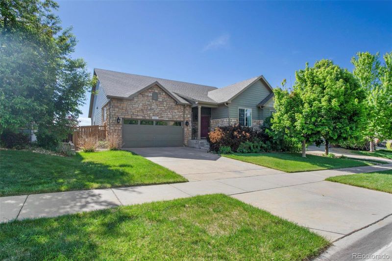 6053 N Ensenada Ct, Aurora, CO 80019