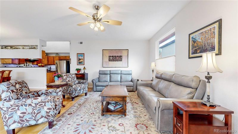 960 S Locust St #A, Denver, CO 80224