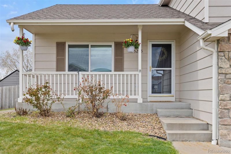 5245 S Netherland Way, Centennial, CO 80015