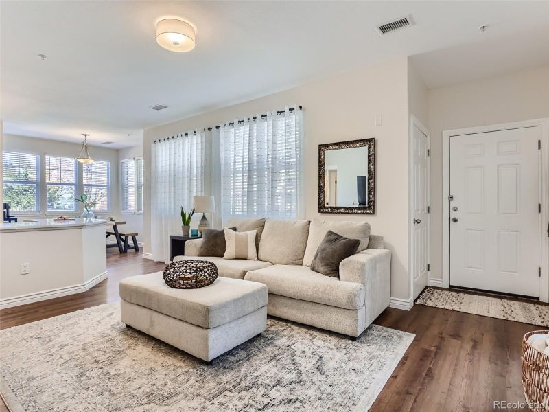 9637 E 5th Ave #104, Denver, CO 80230