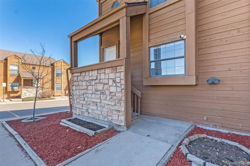 2489 Devonshire Ct #46, Denver, CO 80229
