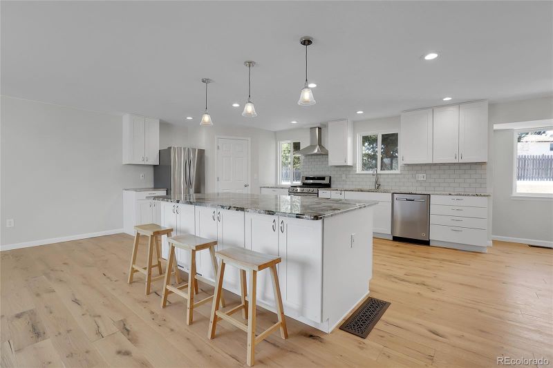 8361 Dudley Ct, Arvada, CO 80005