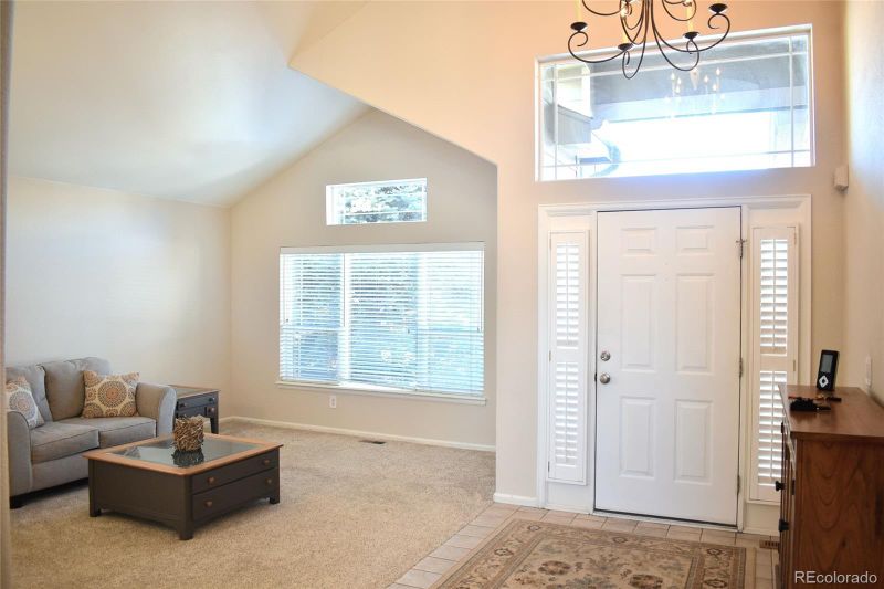 9244 Desert Willow Rd, Highlands Ranch, CO 80129