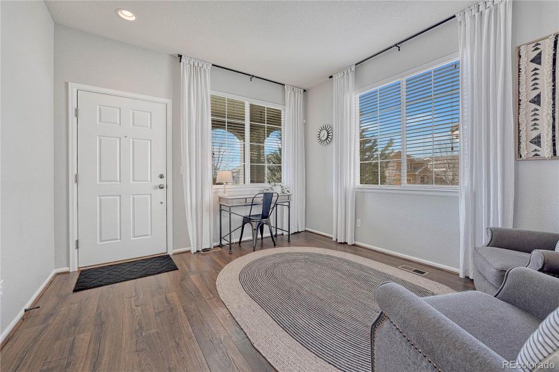 2364 Broadleaf Loop, Castle Rock, CO 80109