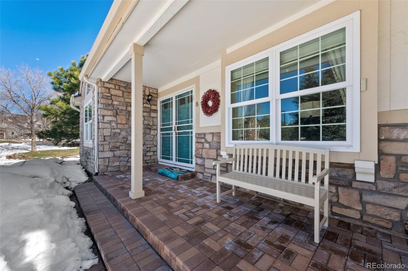 8 Shore Pine, Littleton, CO 80127