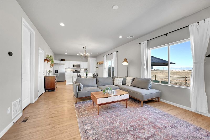 1137 Huntington Ave, Dacono, CO 80514