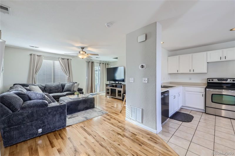10141 Hudson Ct, Thornton, CO 80229