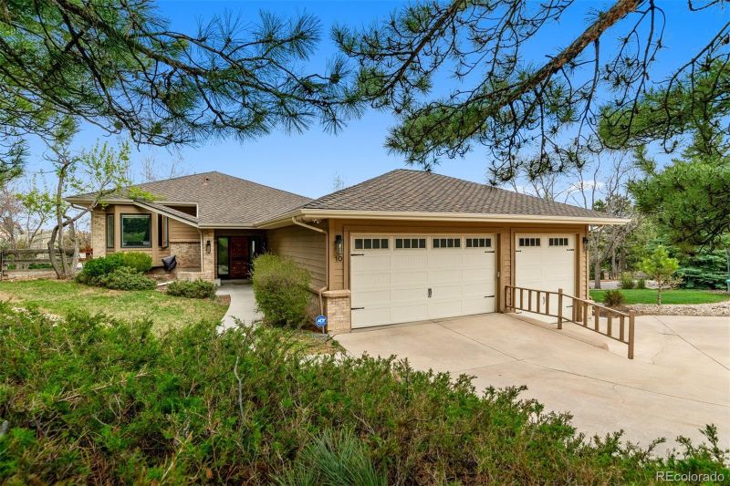 10 Shining Oak Dr, Littleton, CO 80127