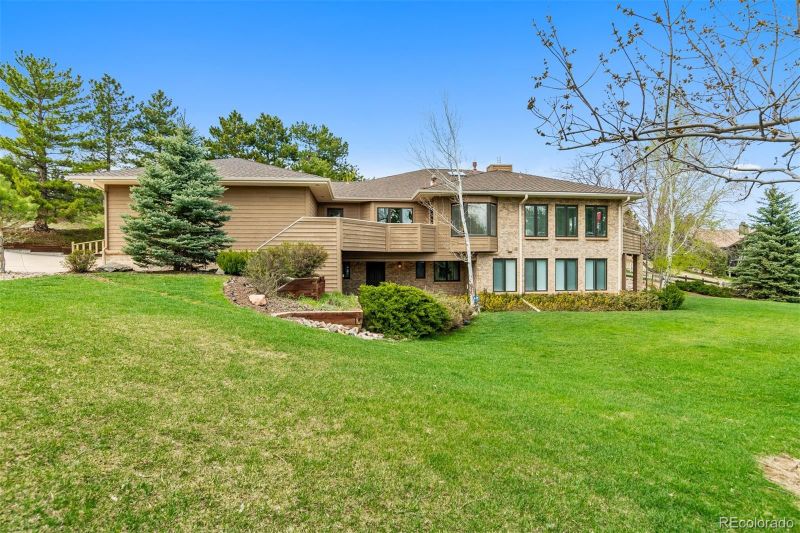 10 Shining Oak Dr, Littleton, CO 80127