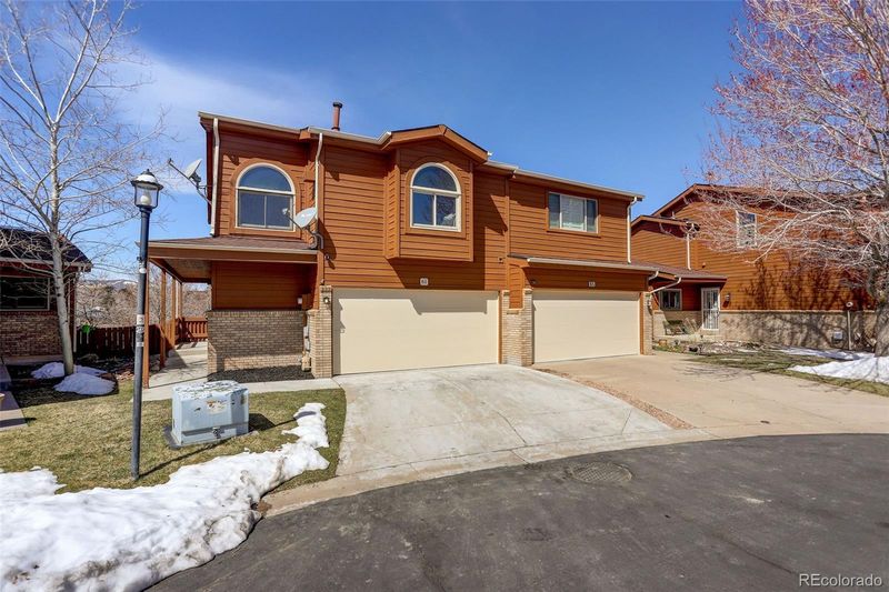61 Wright Ct, Lakewood, CO 80228