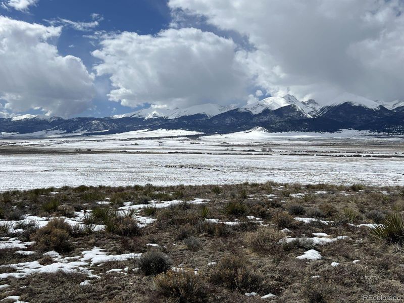 000 Valley View Ln, Westcliffe, CO 81252