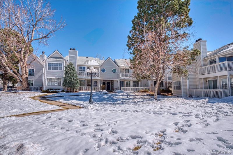 12554 E Pacific Cir #B, Aurora, CO 80014